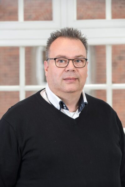 Lars V. Ravn